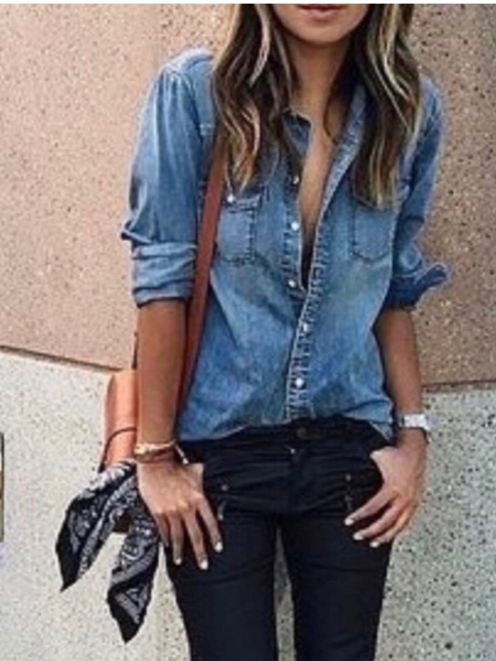 J. CREW Classic Chambray Denim Button-Up Shirt in Blue Size 2 — CLOSET STAPLE!!!